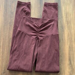 Offline by Aerie  high rise 7/8 Leggings S